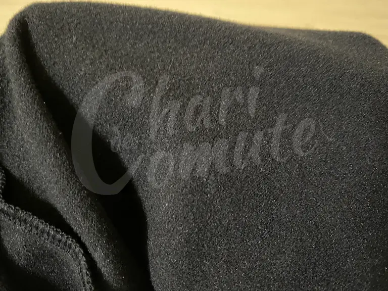 裏起毛で肌触りが良い